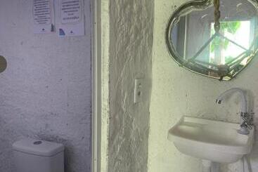 پانسیون Hostel Flor Da Vida