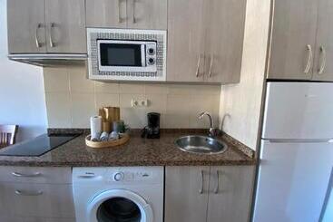 استراحتگاه Apartamentos Benal Beach Group
