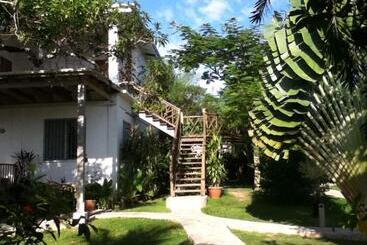 Bluebelize B&b