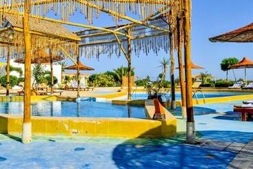 Fanadir Proy Resort
