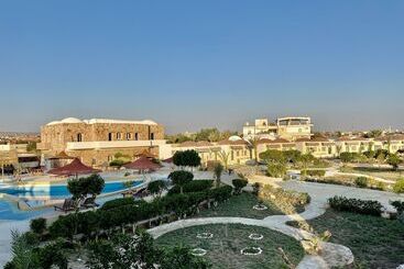 Fanadir Proy Resort