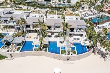 هتل 1 Homes Preview Cabo