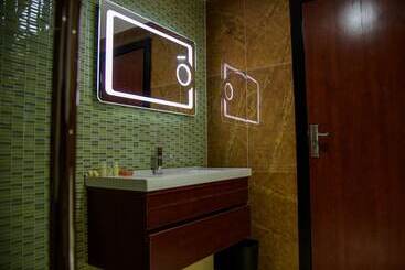 هتل Best Western Plus Soaho Douala Airport