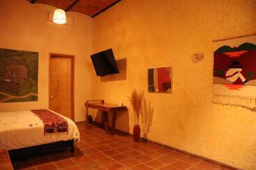 هتل Boutique Sol Y Luna Spa
