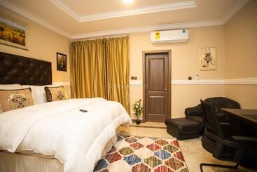 هتل Brynx Haven   Cape Coast