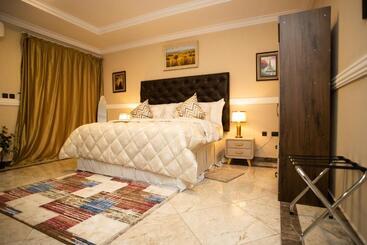 هتل Brynx Haven   Cape Coast