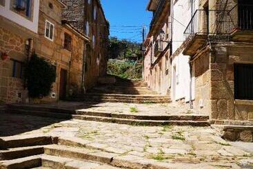 Do Porto - Muros