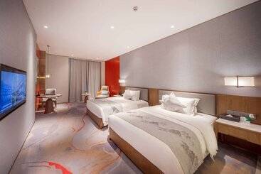 هتل Wyndham Shiyan Downtown