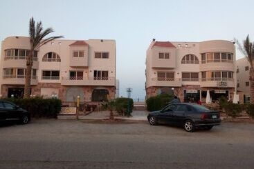 مُتل Marsa Alam Inn