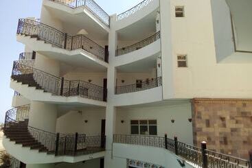 مُتل Marsa Alam Inn