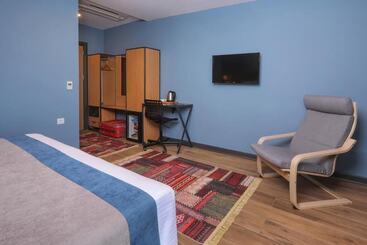 N'ala Otel