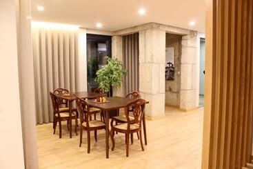 هاستل Casa Da Torre Viseu