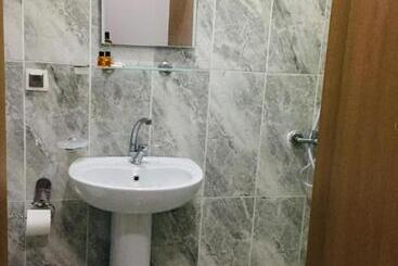 şato Apart