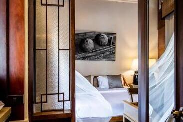 تختخواب و صبحانه Punyashthiti Villa