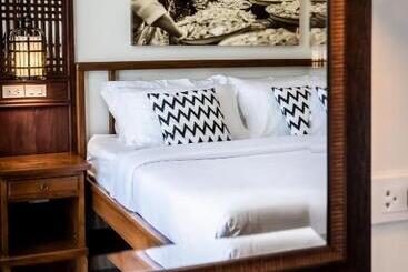 تختخواب و صبحانه Punyashthiti Villa