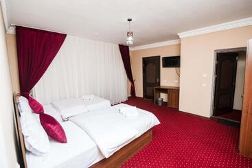 Boutique Hotel Shakh
