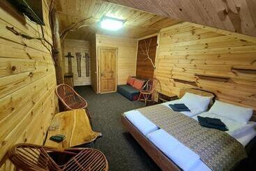 هتل Alpin Eco Chalet & Wellness