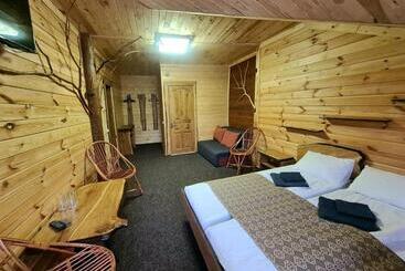 هتل Alpin Eco Chalet & Wellness