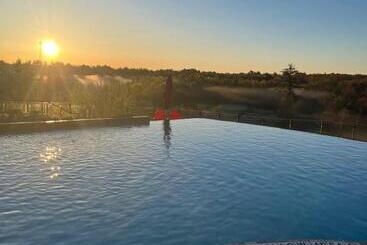 هتل Muskoka Bay Resort