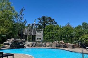 هتل Muskoka Bay Resort