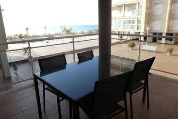 Apartamentos Argenta Caleta 3000