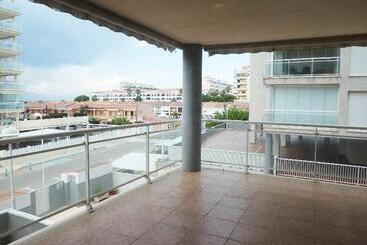 Apartamentos Argenta Caleta 3000