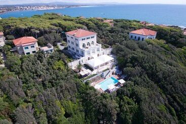 Grand Hotel Villa Parisi