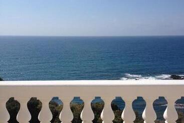 Grand Hotel Villa Parisi