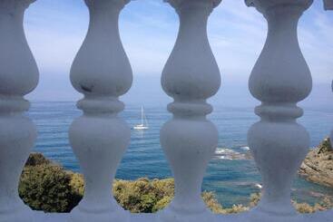 Grand Hotel Villa Parisi