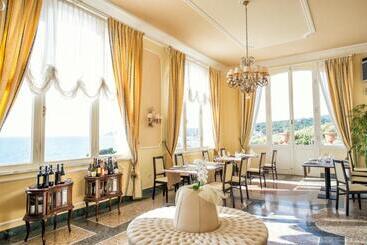 Grand Hotel Villa Parisi