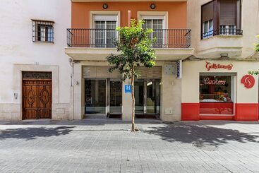H A Hotel Trebol