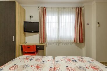H A Hotel Trebol