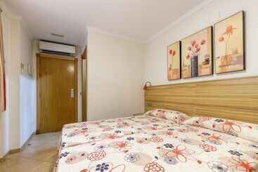 H A Hotel Trebol
