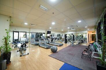 هتل Al Waleed Holiday Homes