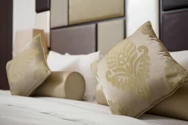 هتل Al Waleed Holiday Homes