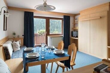 هتل Apartments Boè