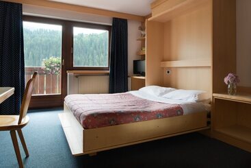 هتل Apartments Boè