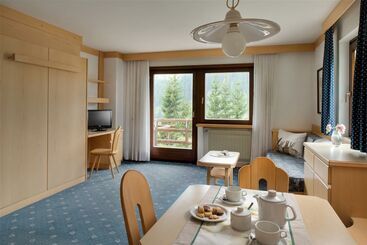 هتل Apartments Boè