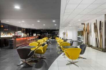 هتل Costa Del Sol Wyndham Lima Airport