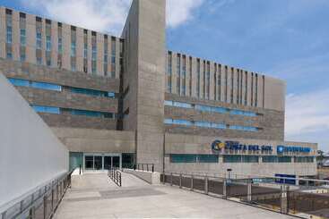 هتل Costa Del Sol Wyndham Lima Airport
