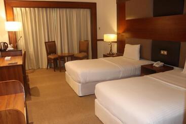Gss Avenue Hotel Ex Delmon