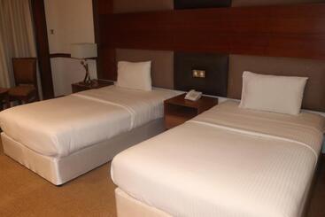 Gss Avenue Hotel Ex Delmon