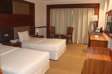 Gss Avenue Hotel Ex Delmon