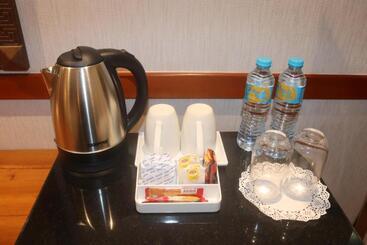 Gss Avenue Hotel Ex Delmon