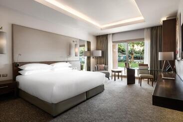 هتل Dusit Thani Lakeview Cairo