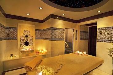 هتل Grand Millennium  Dubai
