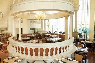 هتل Grand Millennium Dubai