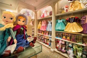 هتل Hong Kong Disneyland