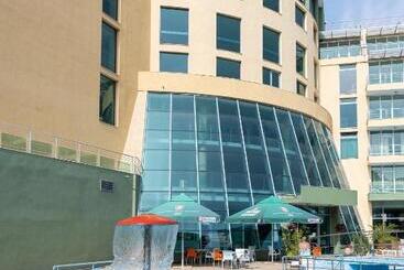 Ivana Palace Hotel   Free Parking