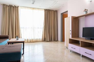 Ivana Palace Hotel   Free Parking